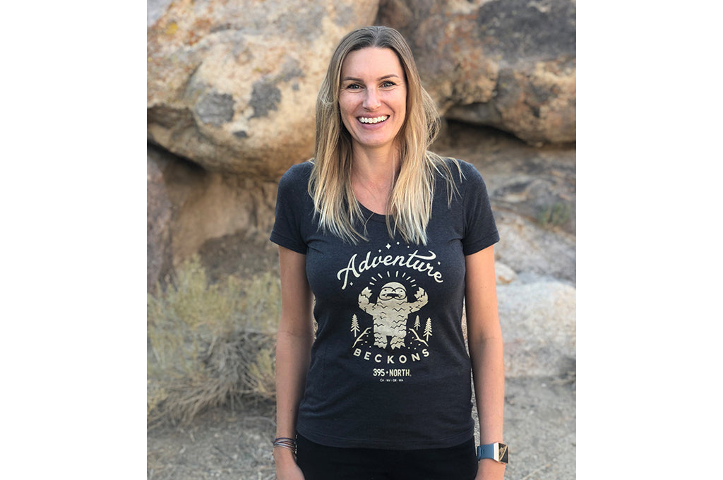 Mountain Yeti Women's - Adventure Beckons T-shirt
